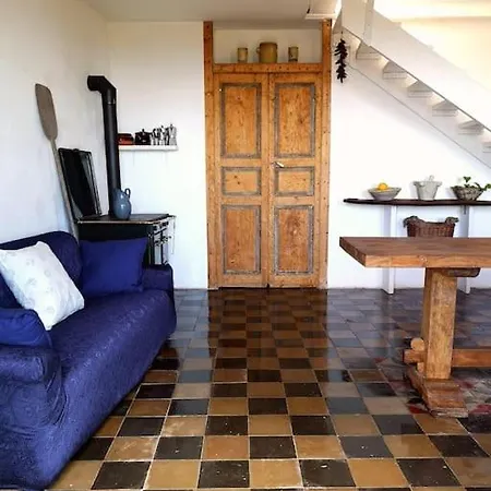 Holiday home Casa Savoca Nel Borgo Di Condojanni Condoianni