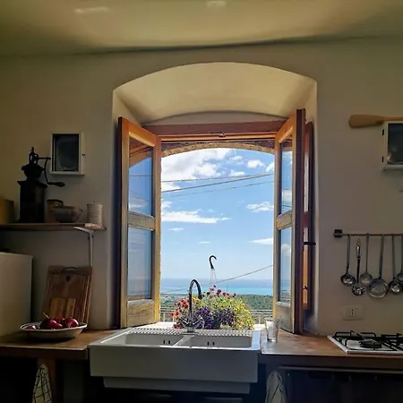 Holiday home Casa Savoca Nel Borgo Di Condojanni Condoianni