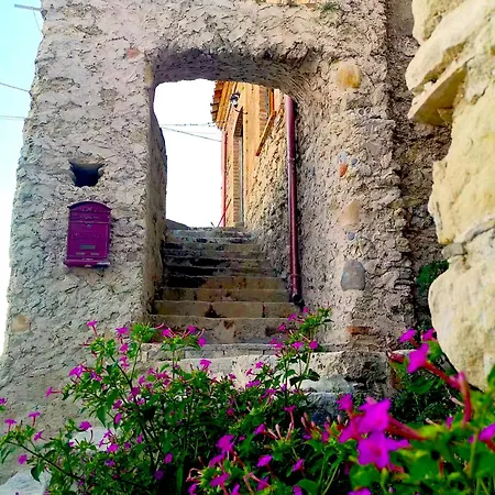 Holiday home Casa Savoca Nel Borgo Di Condojanni Condoianni